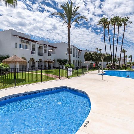 Renovated Apartment On Beachside With Pool Nerja Ngoại thất bức ảnh