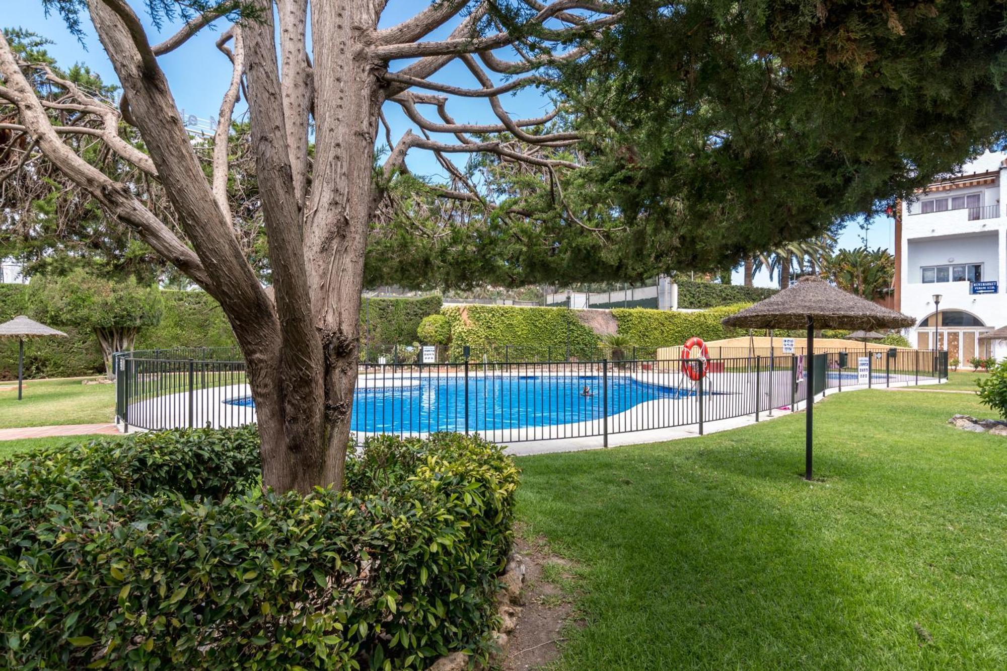 Renovated Apartment On Beachside With Pool Nerja Ngoại thất bức ảnh