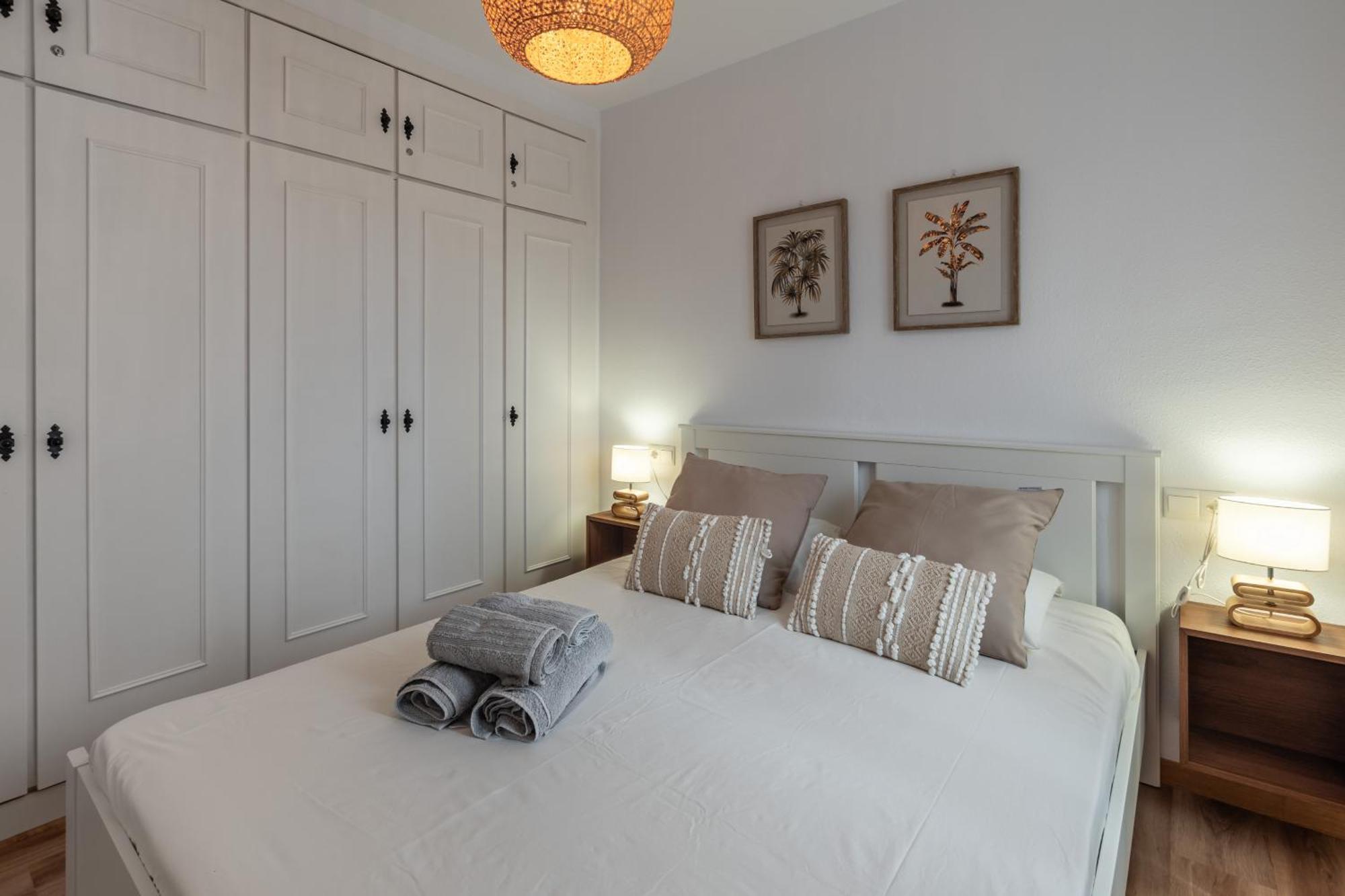 Renovated Apartment On Beachside With Pool Nerja Ngoại thất bức ảnh