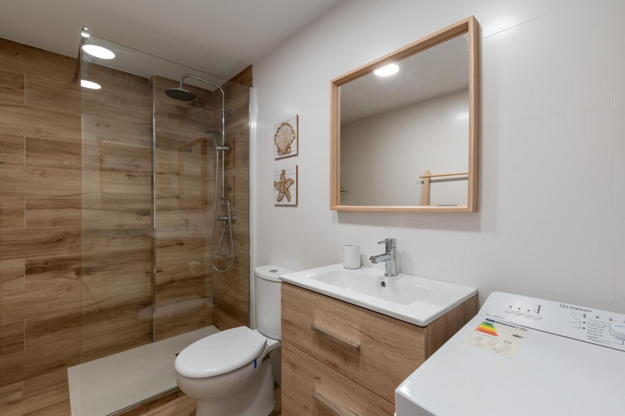 Renovated Apartment On Beachside With Pool Nerja Phòng bức ảnh