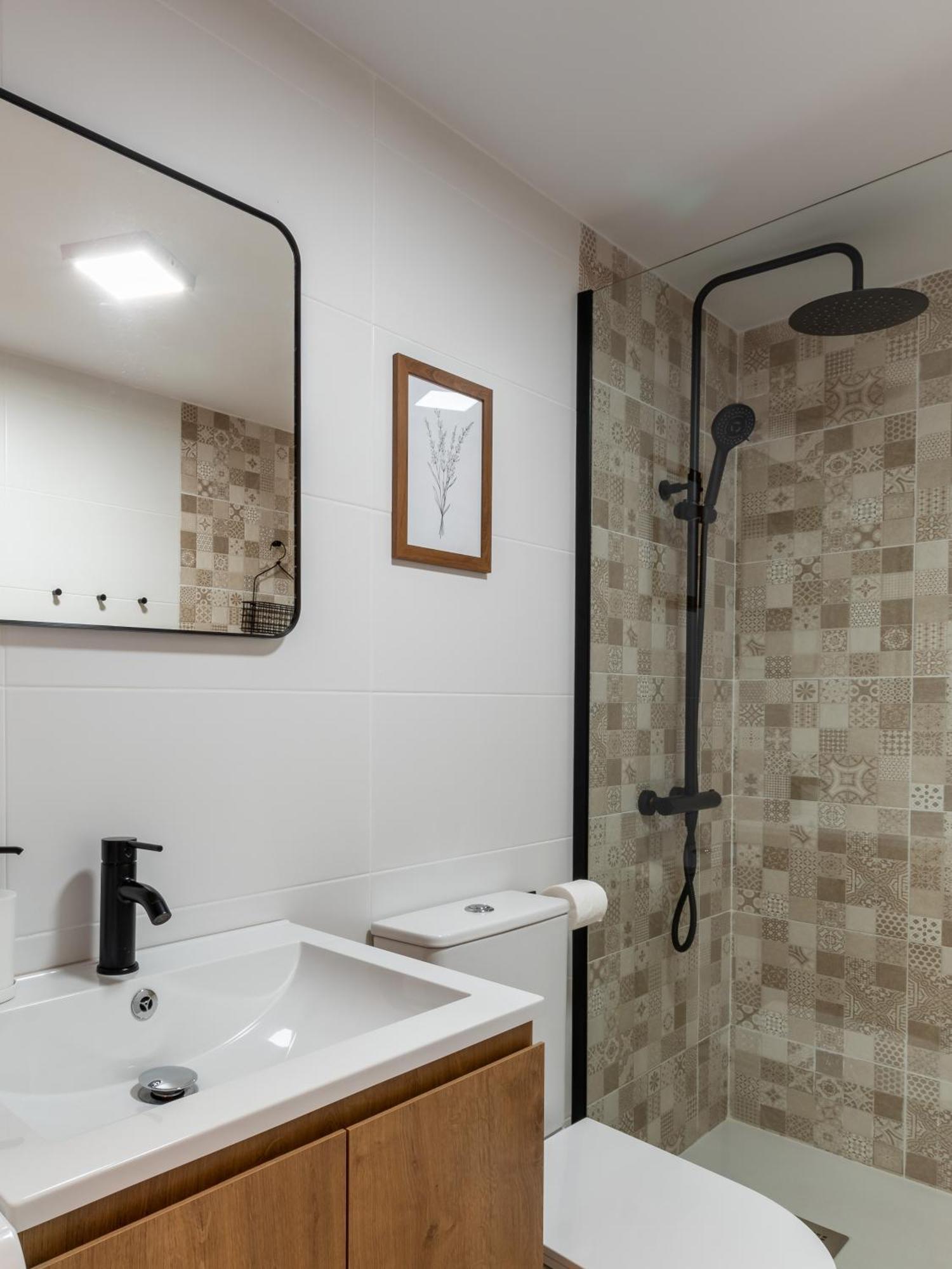 Renovated Apartment On Beachside With Pool Nerja Phòng bức ảnh