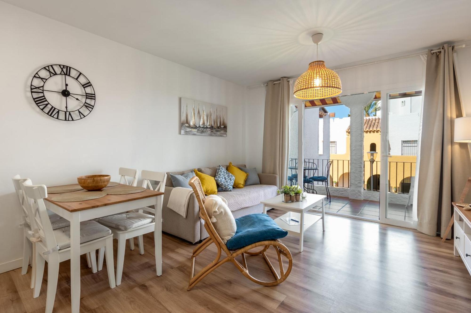 Renovated Apartment On Beachside With Pool Nerja Ngoại thất bức ảnh